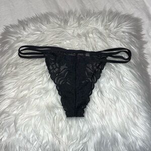 VS PINK LACEY THONG ($10 OR 3 FOR $25)